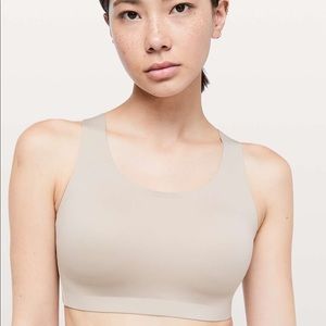 NWT Lululemon Enlite Barely Beige Bra
